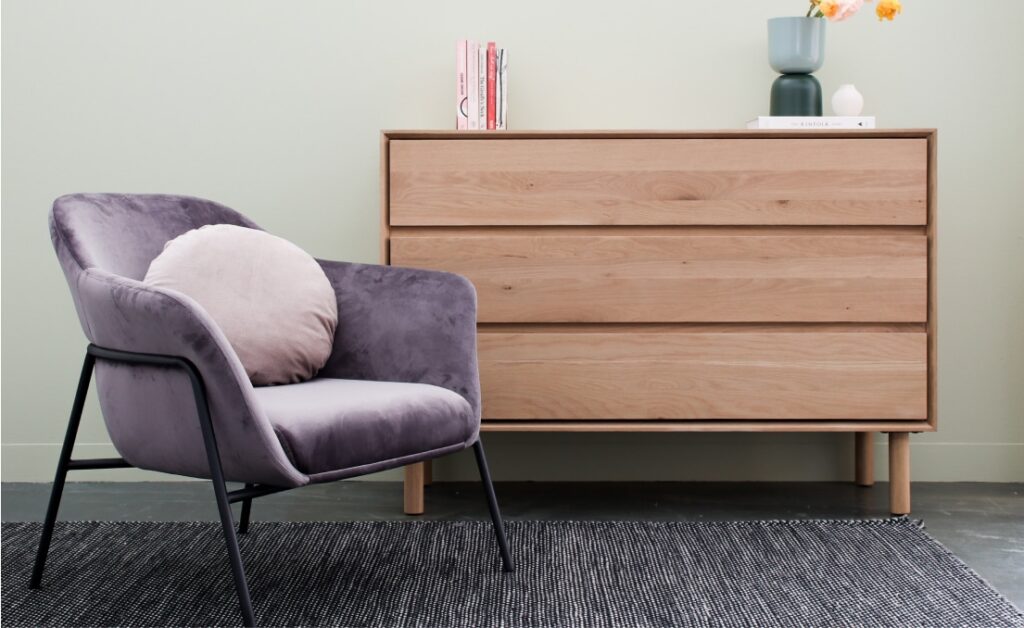chair and chest of drawers